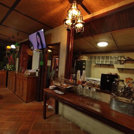Baansuan Lychee Maeklong Resort Ampawa Amphawa Bagian luar foto