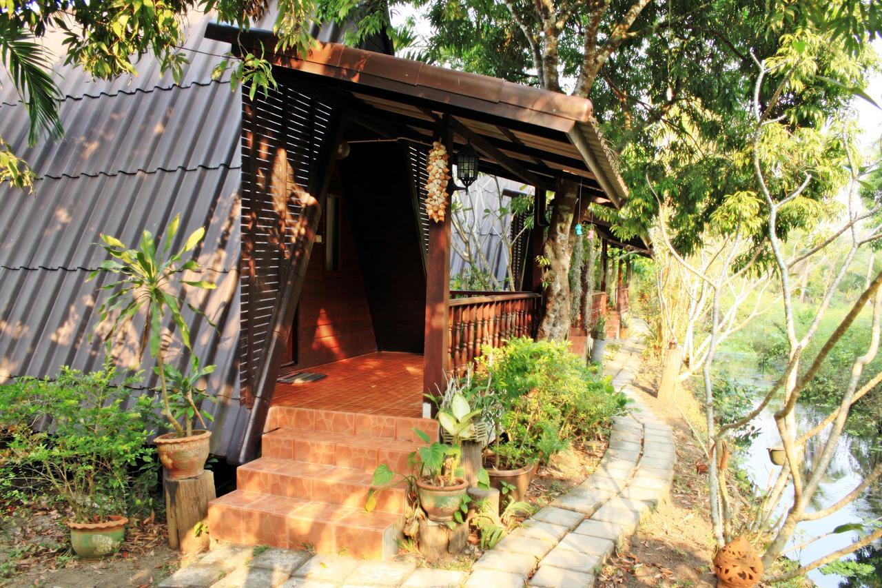 Baansuan Lychee Maeklong Resort Ampawa Amphawa Bagian luar foto